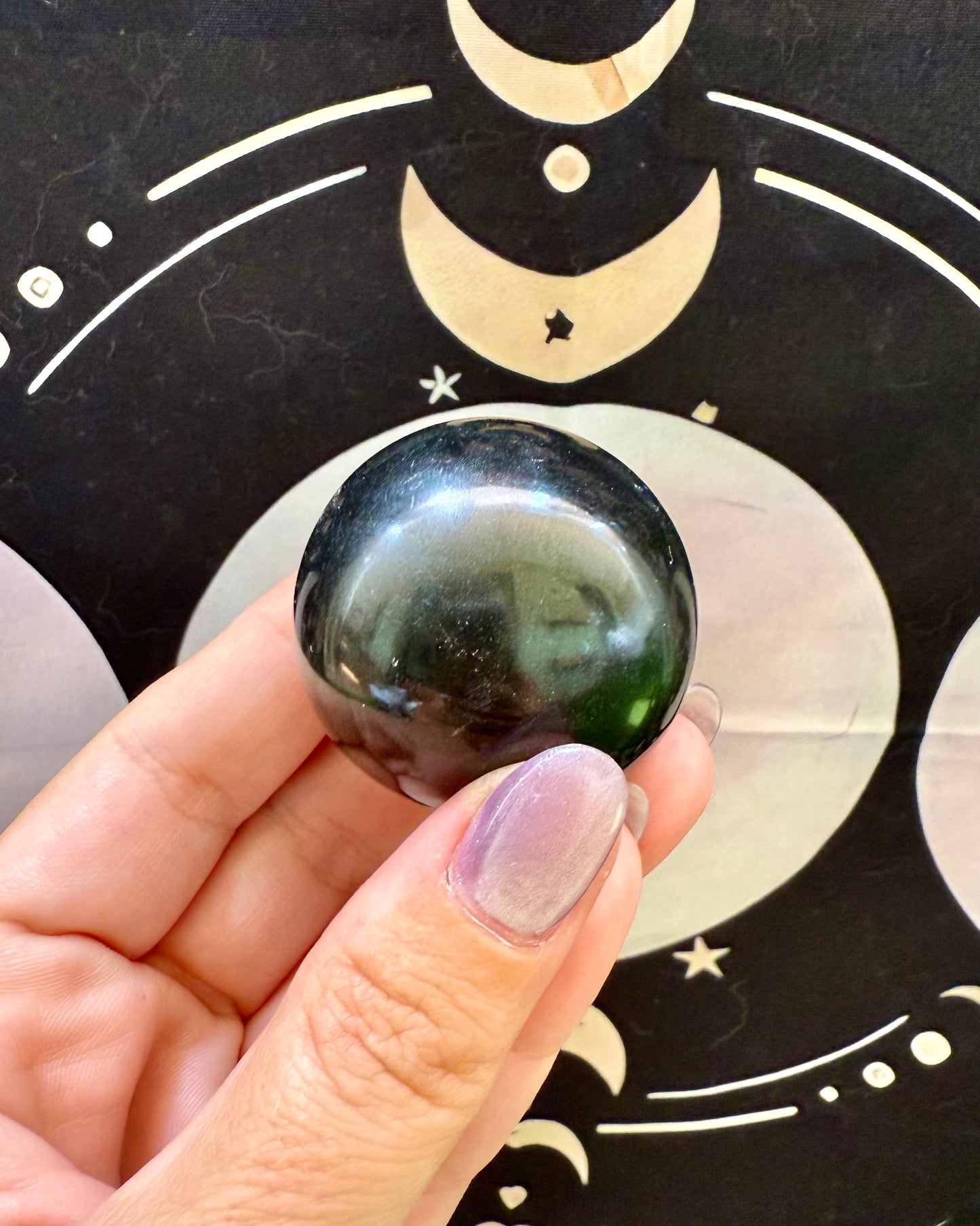 Esfera de Turmalina Negra 40mm | Protección, Enraizamiento y Fuerza.