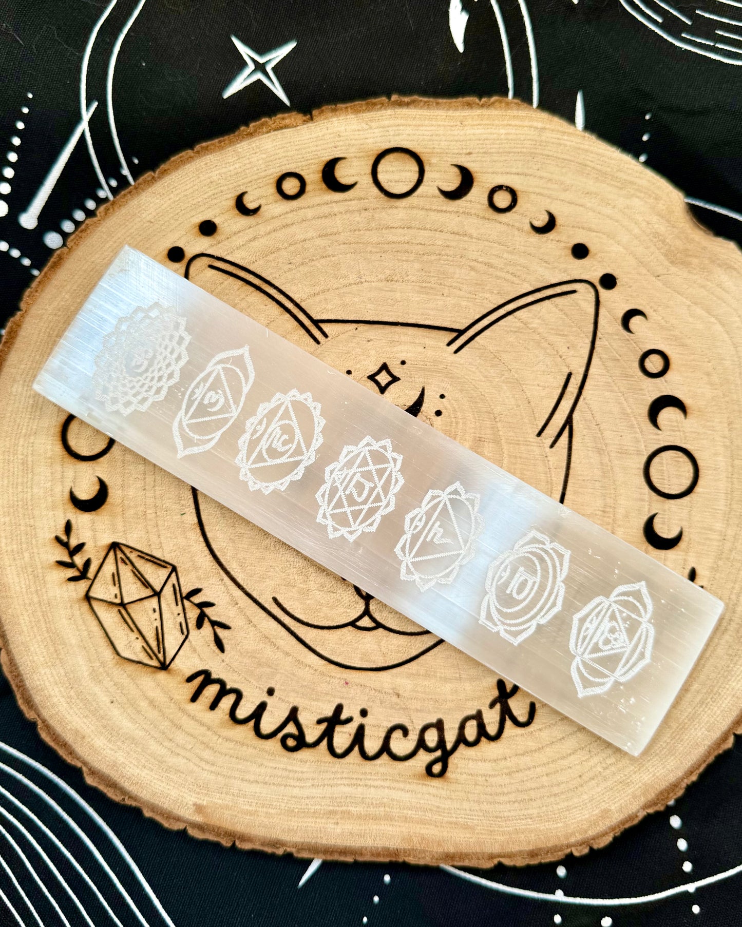 Placa de Selenita con los 7 Chakras | Armonía, Energía y Equilibrio.