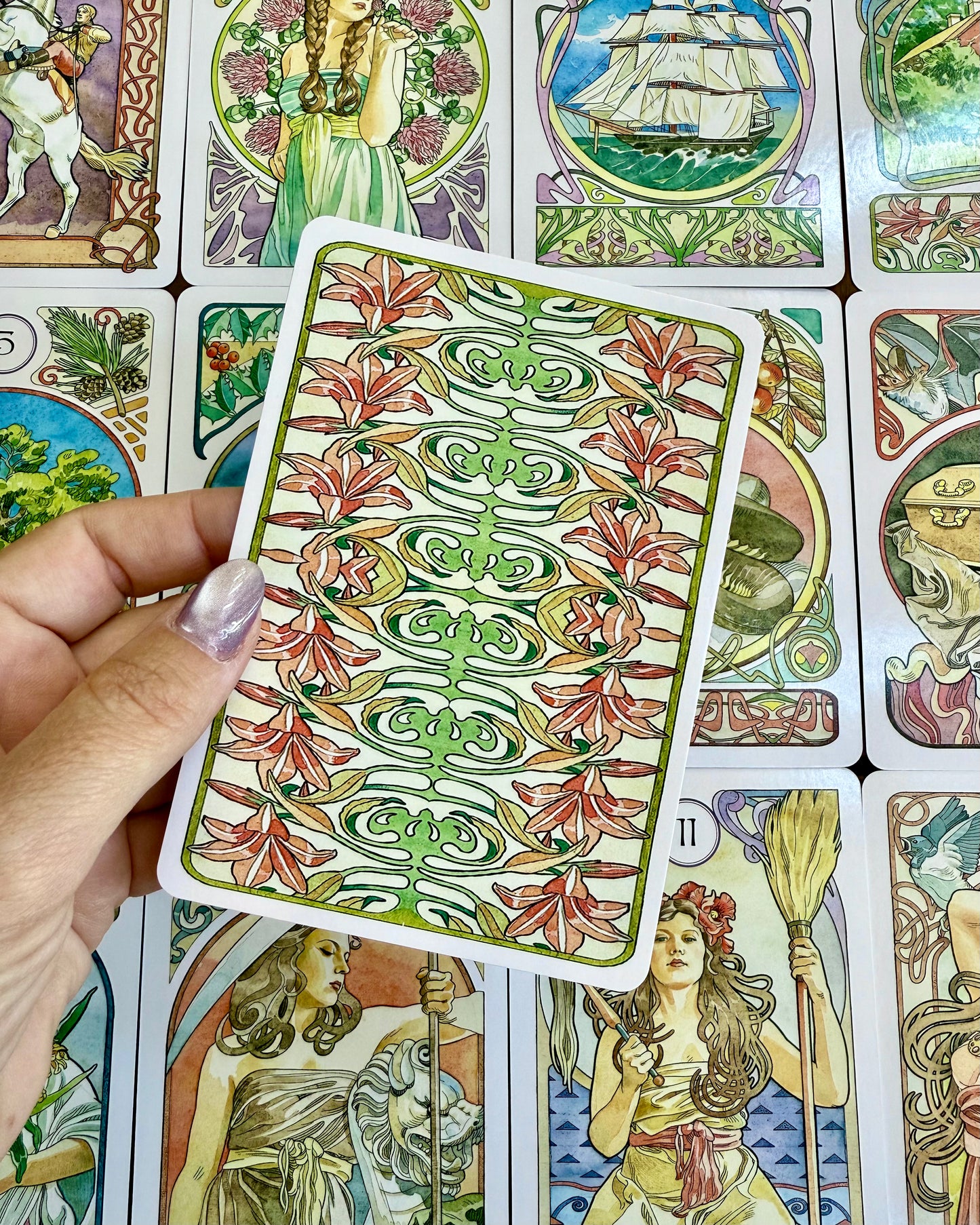 Art Nouveau Lenormand | Belleza y simbolismo en cada carta.