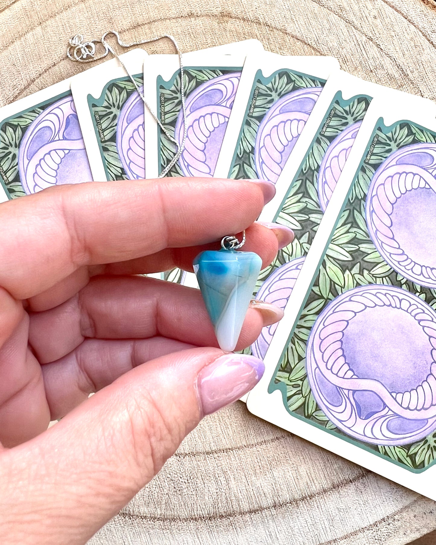 Péndulo de Mineral en cadena de Plata de Ley