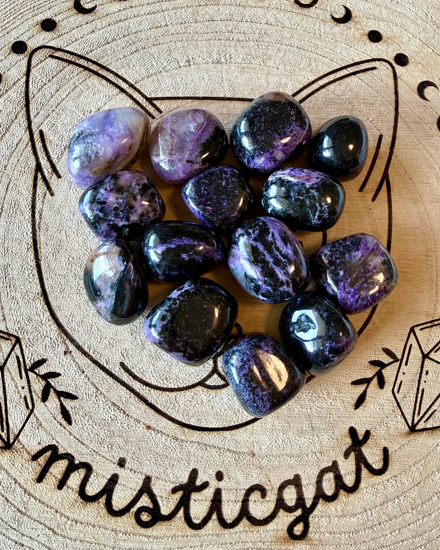 Charoita | Transformación, Propósito y Conexión Divina.