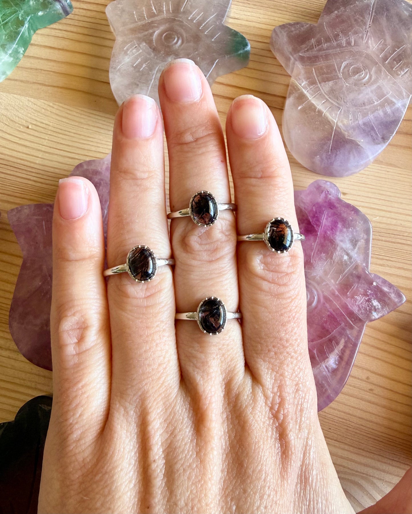 Anillo de Cuarzo Turmalinado | Protección y Equilibrio.