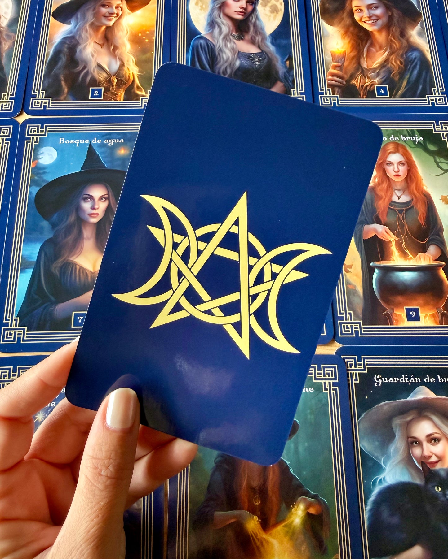 Oráculo de las Brujas Luminosas.