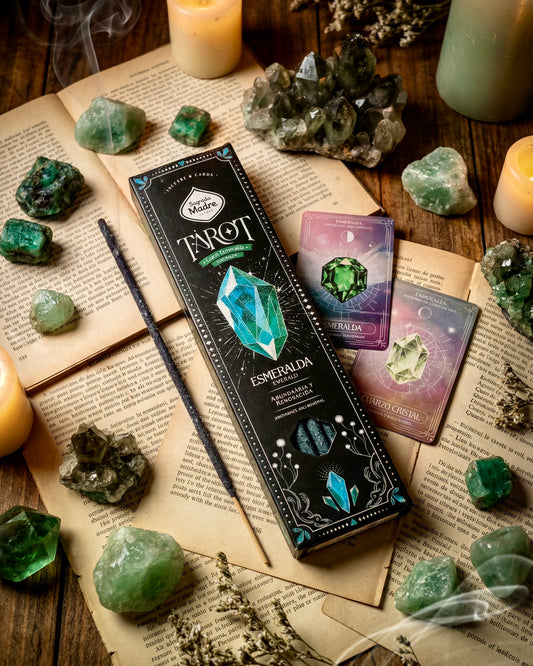 Sagrada Madre Tarot Gemas Esmeralda | Limón y Lavanda.