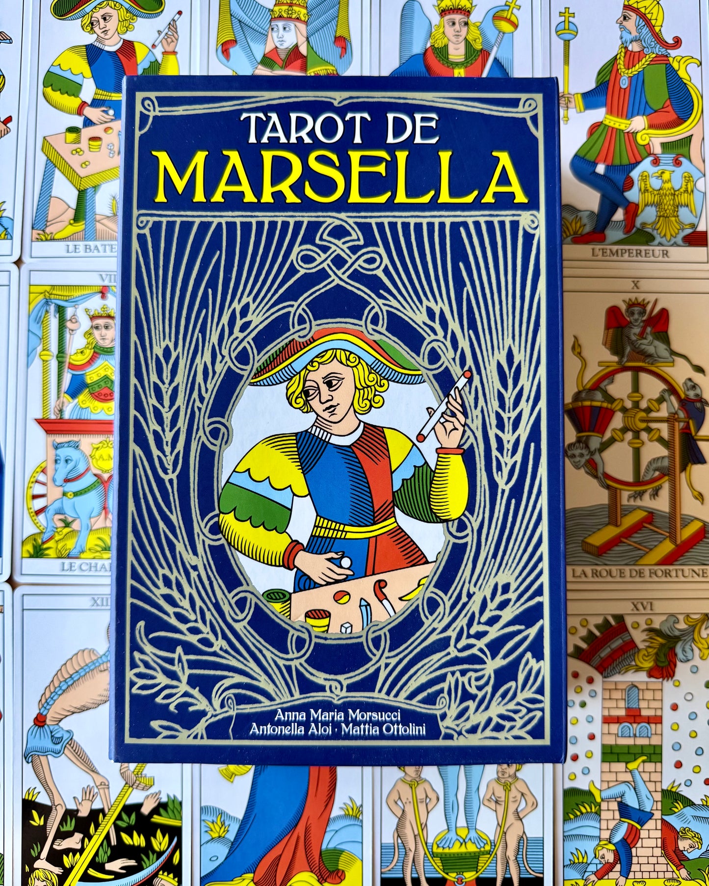 Tarot de Marsella | Kit con libro guía a color.