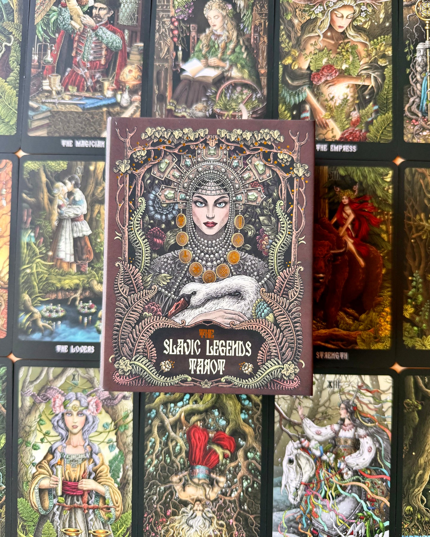 Slavic Legends Tarot | Mitología, Arte y Coleccionismo.