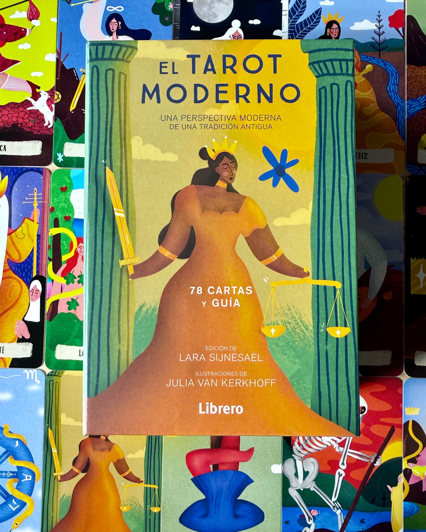 El tarot Moderno | Una perspectiva moderna de una tradición antigua.