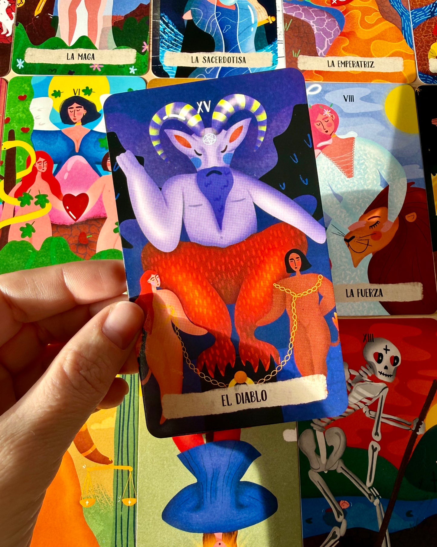 El tarot Moderno | Una perspectiva moderna de una tradición antigua.