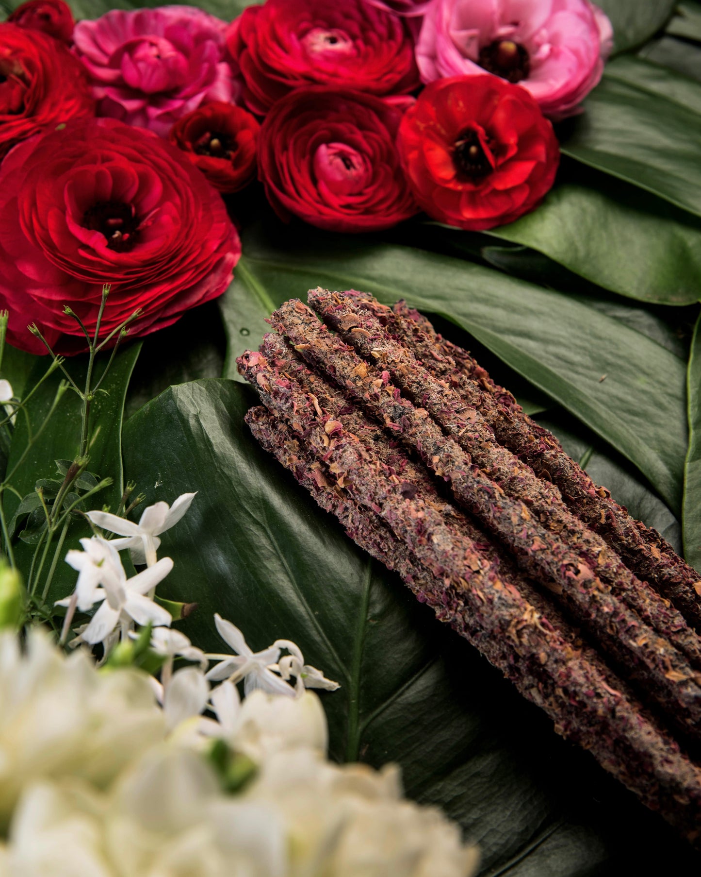 Incienso Sagrada Madre Botánico Jazmín y Rosas