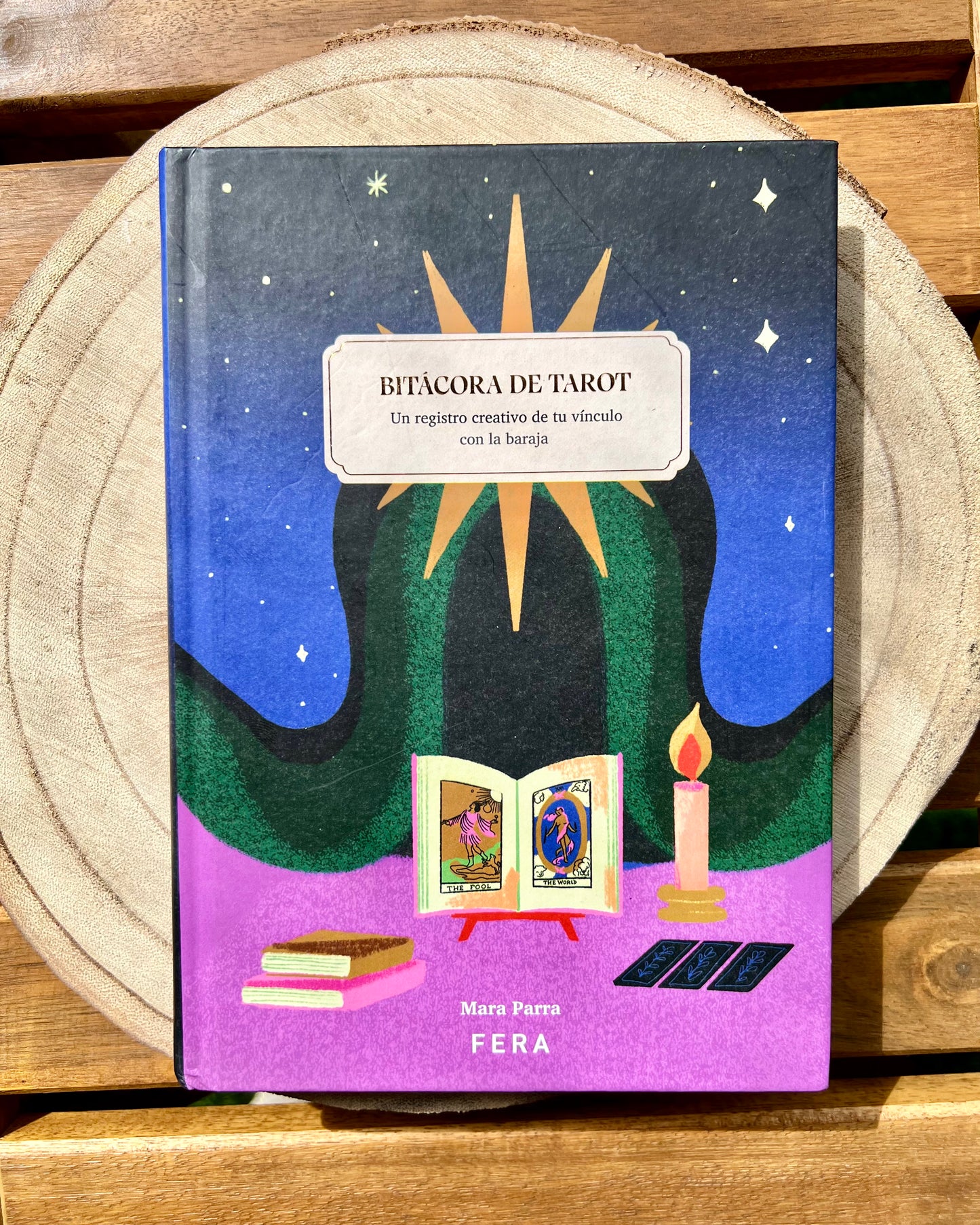Bitácora de Tarot | Un registro creativo de tu vínculo con la baraja.