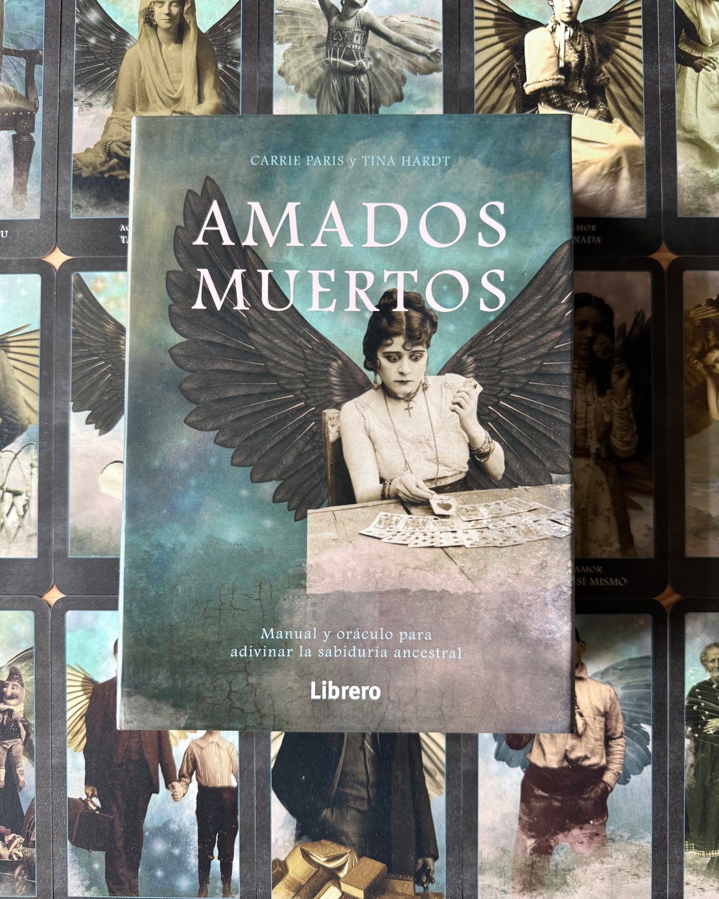 Amados Muertos | Oráculo para adivinar la sabiduría ancestral.