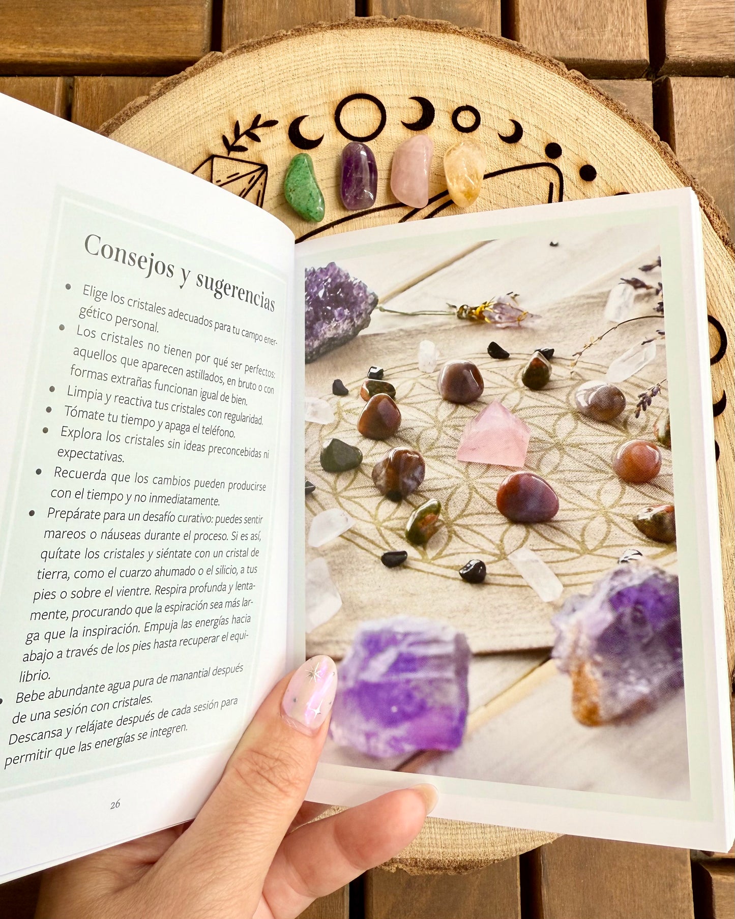 La pequeña caja de los Cristales | 4 Cristales Sanadores y Libro Guía.