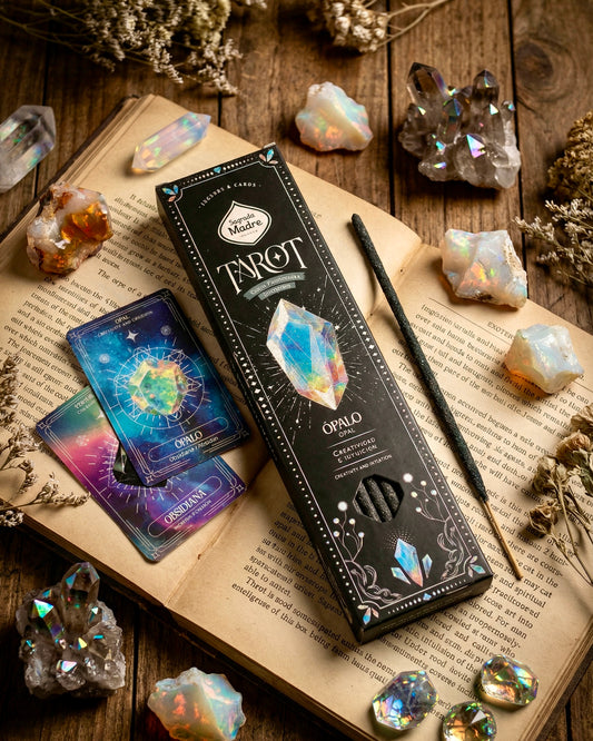 Sagrada Madre Tarot Gemas Ópalo | Olíbano y Mirra.